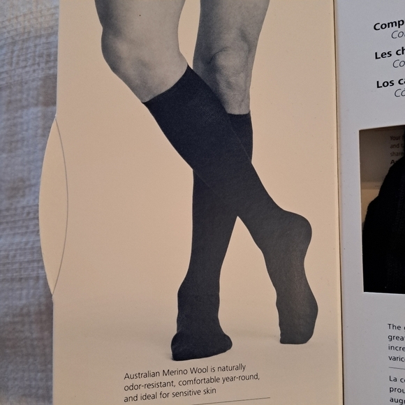Sigvaris men's black merino wool compression socks 15-20mmHg NEW shoe size 6-8 - Picture 4 of 9